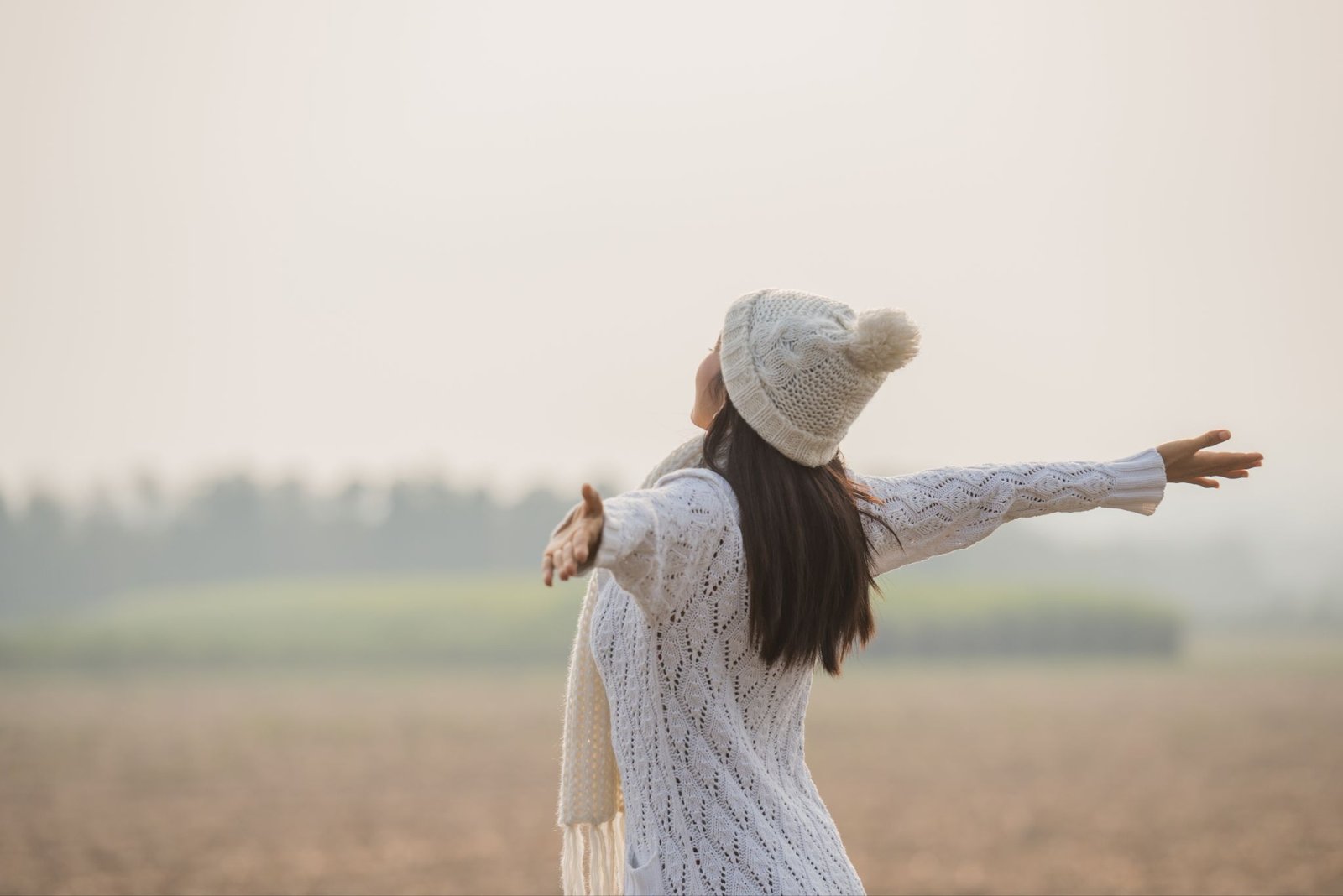 Daily Self-Care: Kebiasaan Sederhana untuk Kulit Sehat dan Mental yang Lebih Seimbang